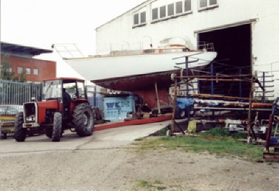 in die Halle